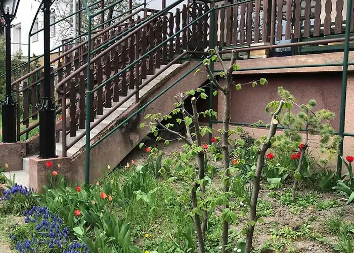 Luxury Eagle شقة *