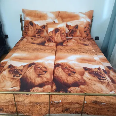 Luxury Eagle *